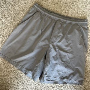 Lululemon Pace Breaker Shorts l